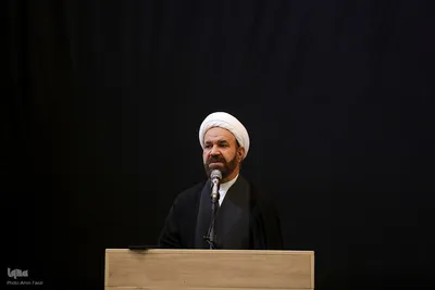 محفل انس با قرآن کریم «بشری» در حرم حضرت شاهچراغ(ع)