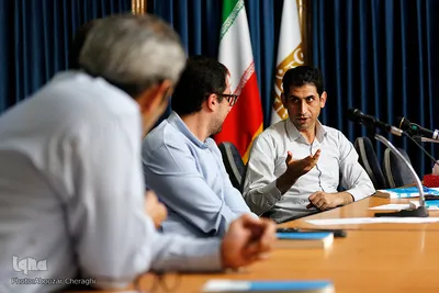 نقد و بررسی کتاب تولید و مصرف فرهنگی در دانشگاه ایرانی