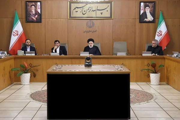 تأکید رئیس‌جمهور بر تبیین اقدامات امیدبخش دولت در خدمت رسانی به مردم