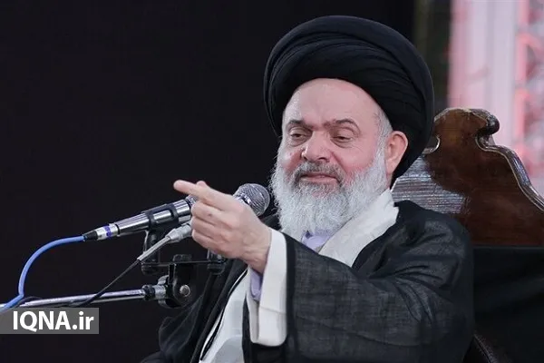 واقعه عاشورا باید همانند استراتژی مورد توجه قرار گیرد