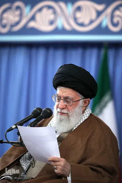 دیدار دانش‌آموزان و دانشجویان با رهبر انقلاب