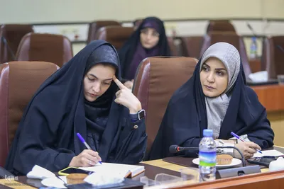 نشست قرآن کریم و تنوع فرهنگ‌ها در جامعه جهانی
