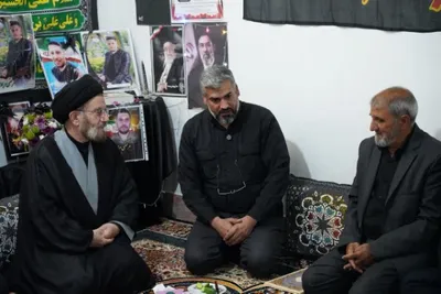 دیدار خانواده سه شهید جنگ رمضان در لرستان