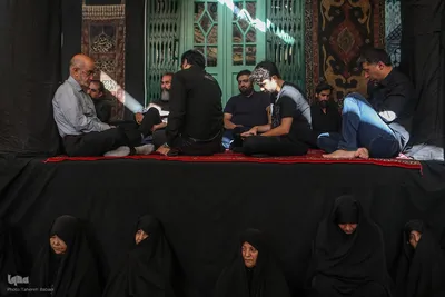 حسینیه سادات اخوی از قدیمی‌ترین تکیه‌های محله عودلاجان تهران که توسط سیدابراهیم تقوی در زمان فتحعلی‌شاه قاجار احداث شده است همه ساله در دهه اول محرم میزبان عزاداران حسینی است.
