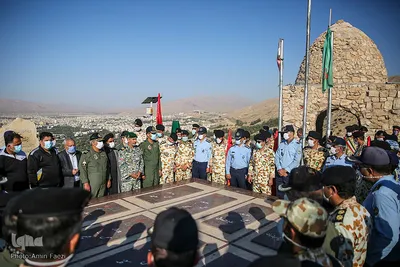 همایش پیاده روی مشترک تیپ 55 هوابرد و کارکنان پایگاه هوایی شهید دوران‎