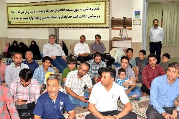 کرسی تلاوت قرآن در مسجد النبی(ص) مجتمع گاز پارس جنوبی استان بوشهر