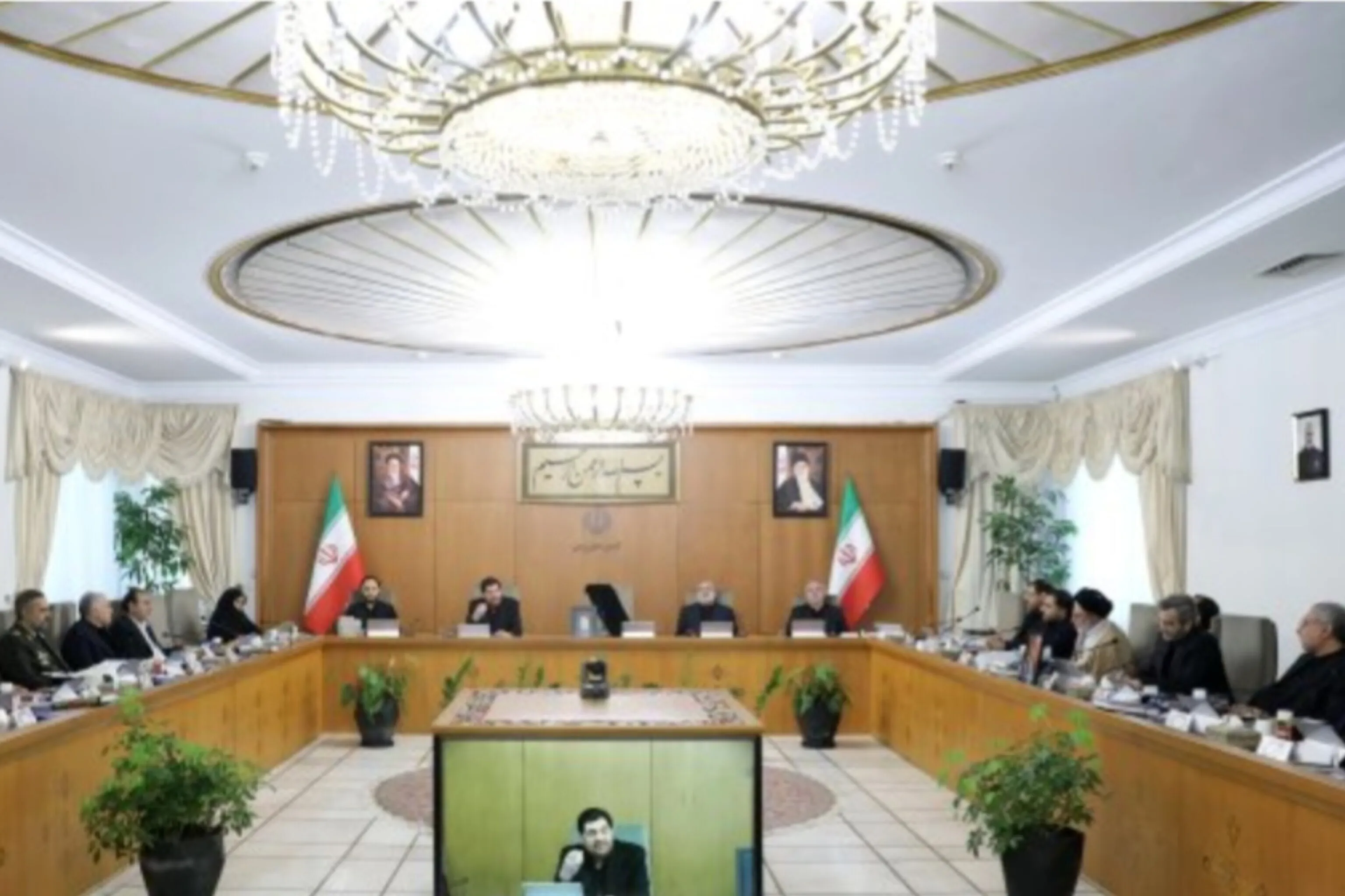 تأکید مخبر بر جلوگیری از ایجاد هر گونه تعلل و خلل در مسیر خدمت‌رسانی