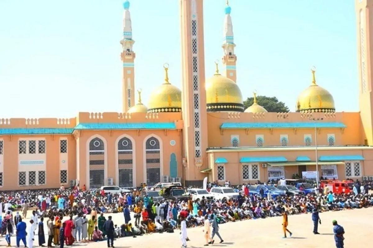 An sake bude Masallacin Sarki Faisal a babban birnin kasar Guinea