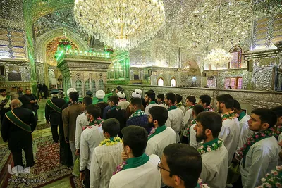 استقبال از حافظان قرآن و ادای احترام به شهدای حرم شاهچراغ(ع)‎‎
