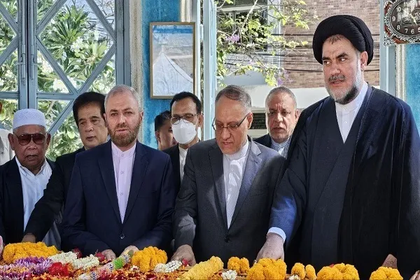 Cérémonie de commémoration du Cheikh Ahmad Qomi en Thaïlande + photos