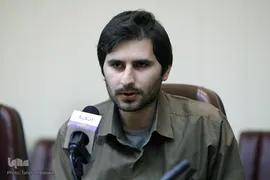 نشست ظهر دلنشین استاد ابوالفضل بهرام‌پور
