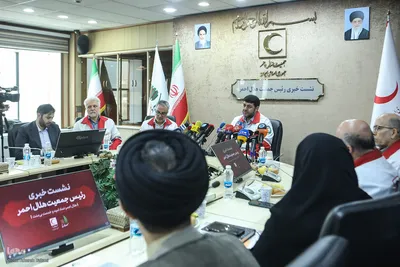 نشست خبری رئیس جمعیت هلال احمر