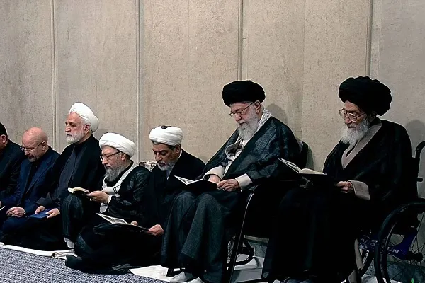 Memperingati Syuhada Presiden bersama Pemimpin Tertinggi Revolusi Islam Iran