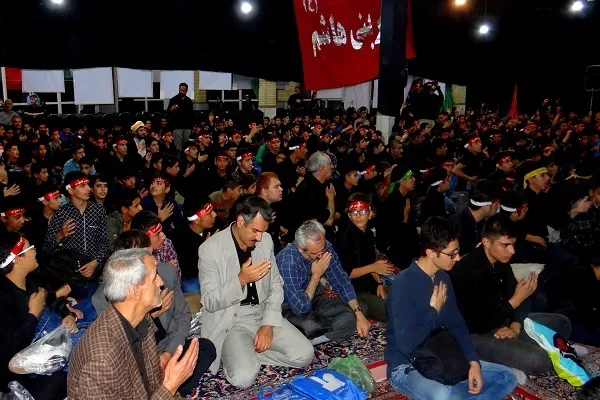 جوانان و نوجوانان از حضرت ابوالفضل العباس(ع) الگوگیری کنند