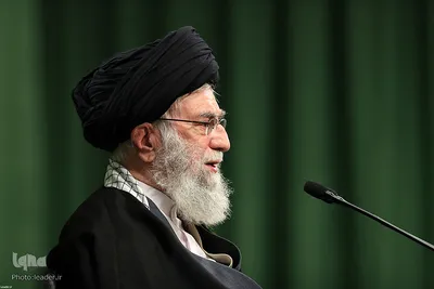 سخنرانی تلویزیونی رهبر معظم انقلاب به مناسبت روز پرستار