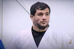 Le judoka algérien ayant refusé d’affronter un Israélien sanctionné