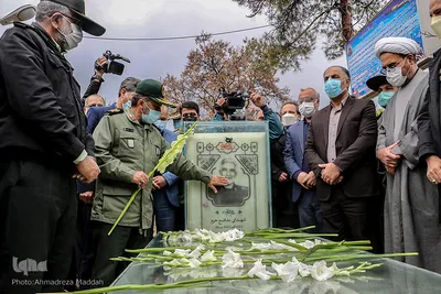 مراسم غبارروبی گلزار شهدای مدافع حرم در شیراز‎‎