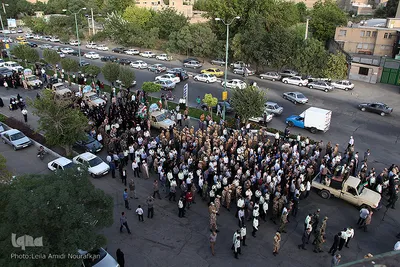 تشییع پیکر هفت شهید دفاع مقدس در همدان 