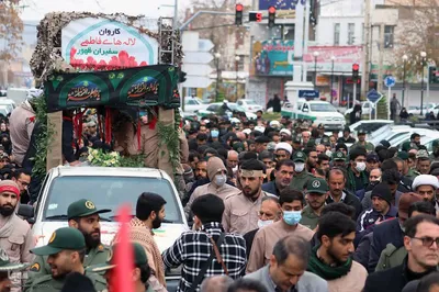 تشییع پیکر مطهر دو شهید گمنام در ملایر