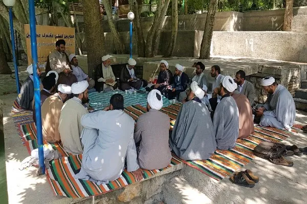 حل مشکلات اقتصادی کشور در گرو توجه به تولیدات ملی است