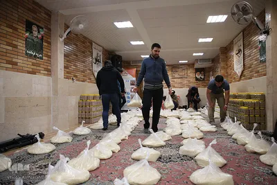 تقسیم مهربانی با نیازمندان در آستانه سال نو