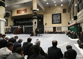 مراسم عزاداری اربعین حسینی با حضور هیئت‌های دانشجویی در حسینیه امام خمینی(ره)
