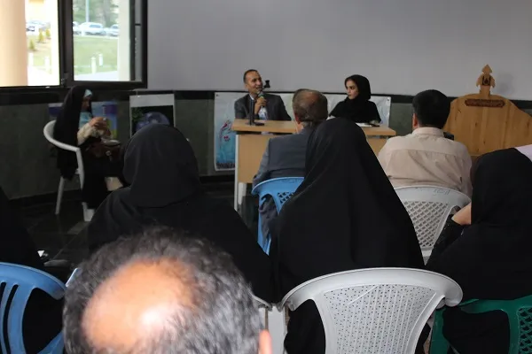 نشست «رویکردی نو به داستان‌های قرآنی» در چهارمحال و بختیاری برگزار شد