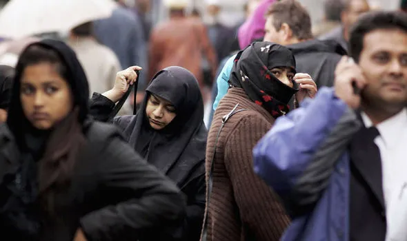 Mwanamke Mwislamu avuliwa Hijabu barabarani London