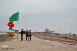راهیان سرزمین نور
