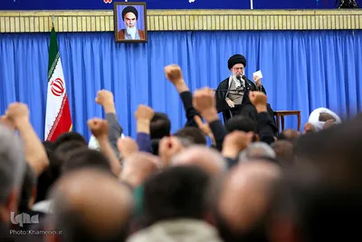 دیدار خانواده‌های شهدای هفتم تیر و مدافع حرم با رهبر انقلاب
