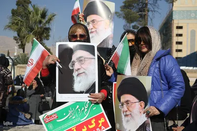 راهپیمایی شیرازی ها بر علیه اغتشاشگران
