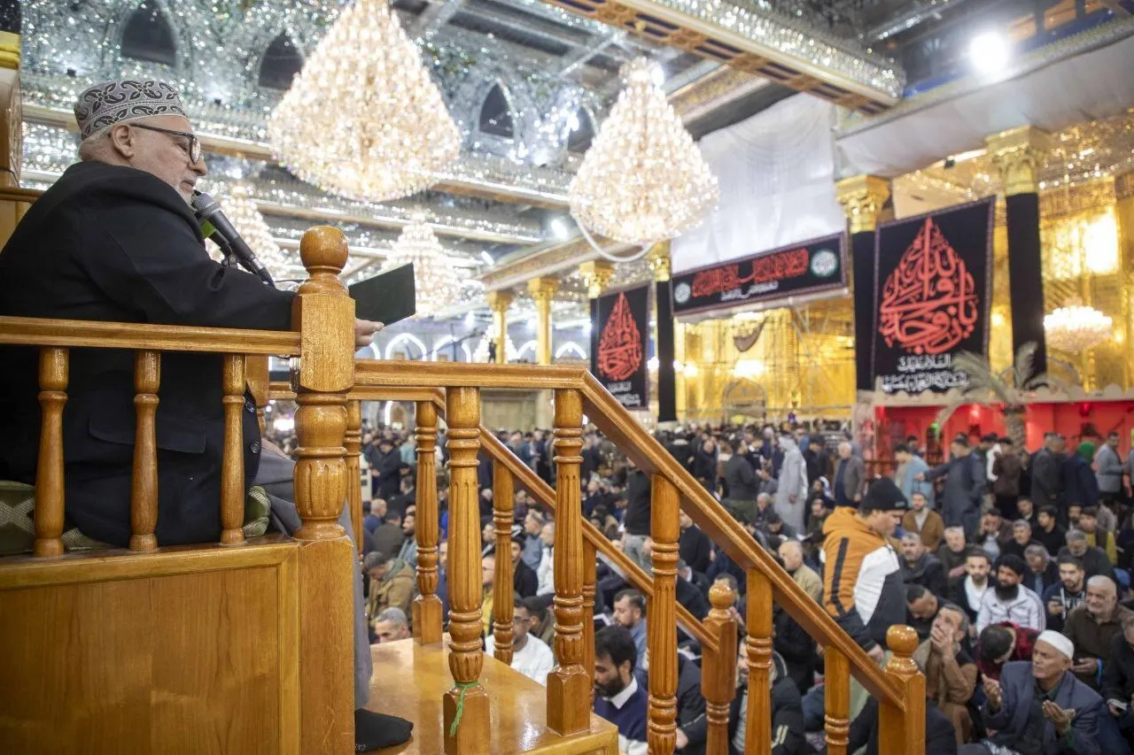 د حضرت عباس علمدار(س) په حرم کې د دعای کمیل د قرائت د دستورو انځوریز راپور