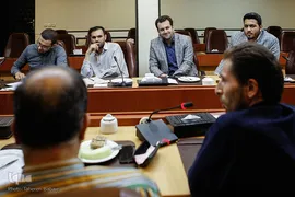 نشست نقد و بررسی آئین‌نامه مسابقات قرآن