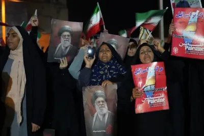 اجتماع عزاداران امام شهید و بیعت با سومین امام انقلاب در ویسیان