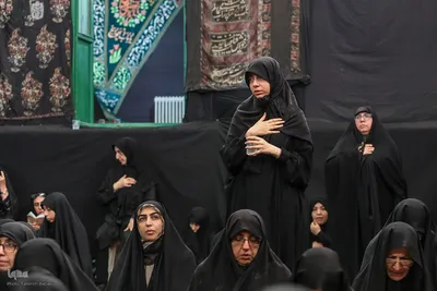 عزاداری چهارمین روزمحرم در تکیه سادات اخوی