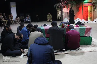 وداع با پیکر شهید مدافع حرم حمزه کاظمی