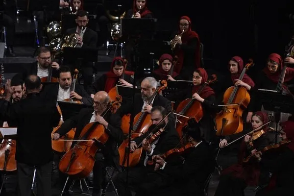 ارکستر سمفونیک تهران «نامیرا» را روی صحنه می‌برد + فیلم