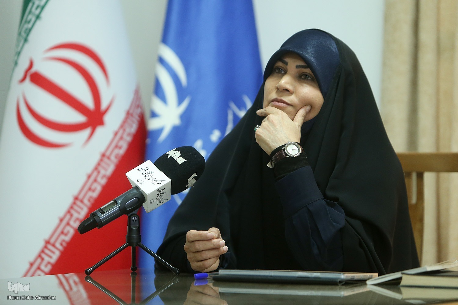 زنان در اندیشه رهبر شهید؛ فراتر از کلیشهها و در جستجوی تعالی معنوی زنان در اندیشه رهبر شهید؛ فراتر از کلیشهها و در جستجوی تعالی معنوی