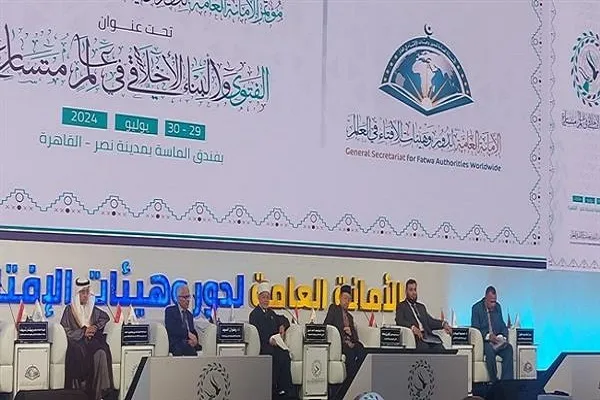 أستاذ بجامعة أرسطو: آيات السلام في القرآن لا تتعارض مع آيات الجهاد