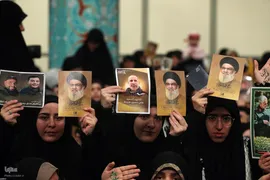 دیدار جمعی از خانواده‌های شهدای مدافع حرم و مقاومت با رهبر معظم انقلاب
