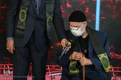 آیین "سلام بر محرم"، تعویض مرتفع ترین پرچم کشور