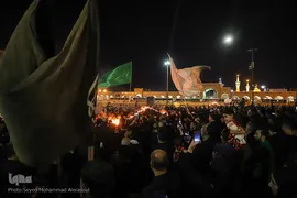 حسینیه ایران؛ آیین مشعل‌گردانی نجفی‌های مقیم مشهد