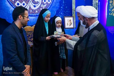 نشست جامعه قرآنی استان فارس با نماینده ولی‎فقیه در استان