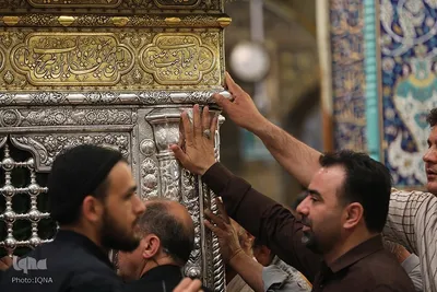 شب میلاد امام هادی(ع) در حرم کریمه اهل بیت(س)