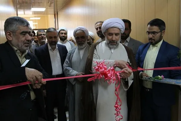 پیشخوان جامع خدمات اداری و رفاهی طلاب جامعةالمصطفی(ص) افتتاح شد