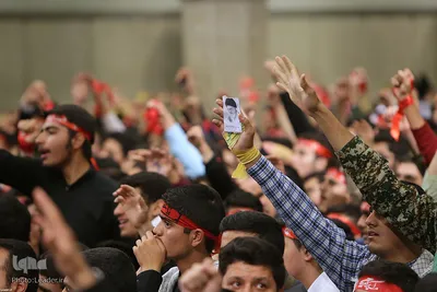 دیدار دانش‌آموزان و دانشجویان با رهبر انقلاب