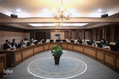 مراسم تجلیل از آیت الله محقق داماد