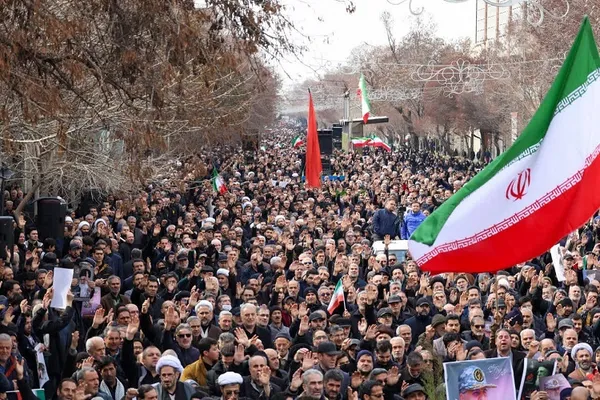راهپیمایی مردم در محکومیت جنایات آمریکا و رژیم صهیونیستی