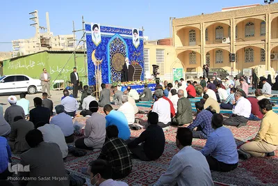 اقامه نماز عید فطر در امامزاده جعفر(ع) یزد