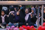 اجتماع دختران دهه هشتادی در گذر فرهنگی چهارباغ‎